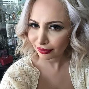 Meet your Posher, Farabela